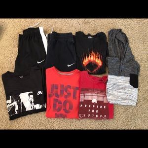 Boys Nike Lot Size L
